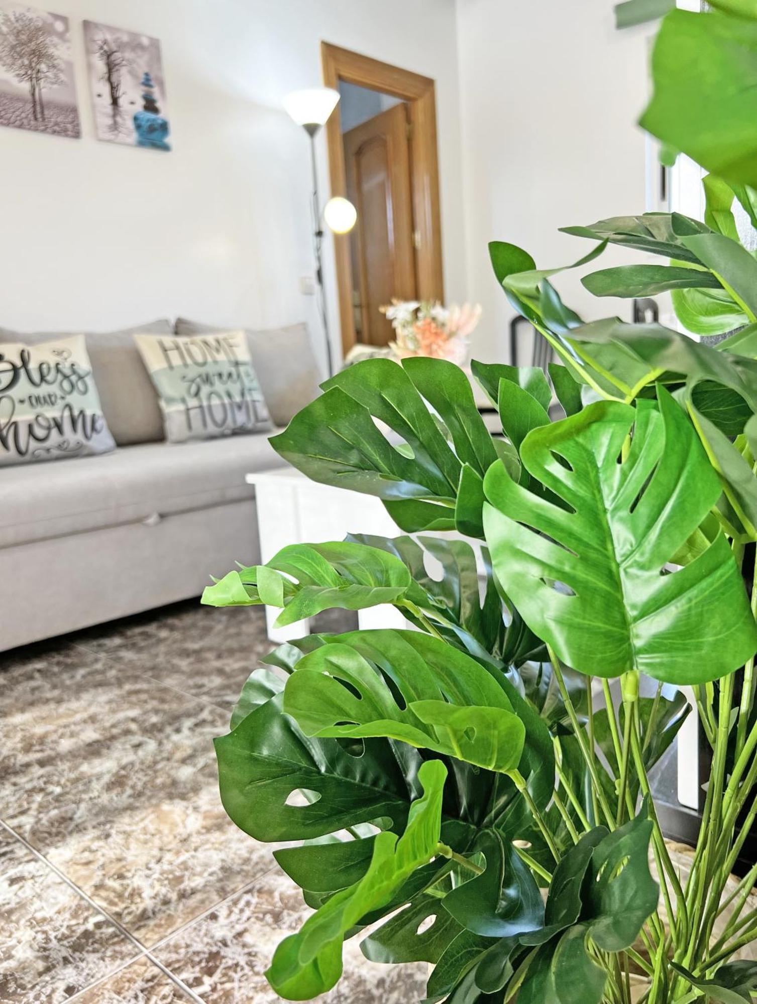 A 100 Metros De La Playa. Parking Gratuito Privado Apartman Alicante Kültér fotó