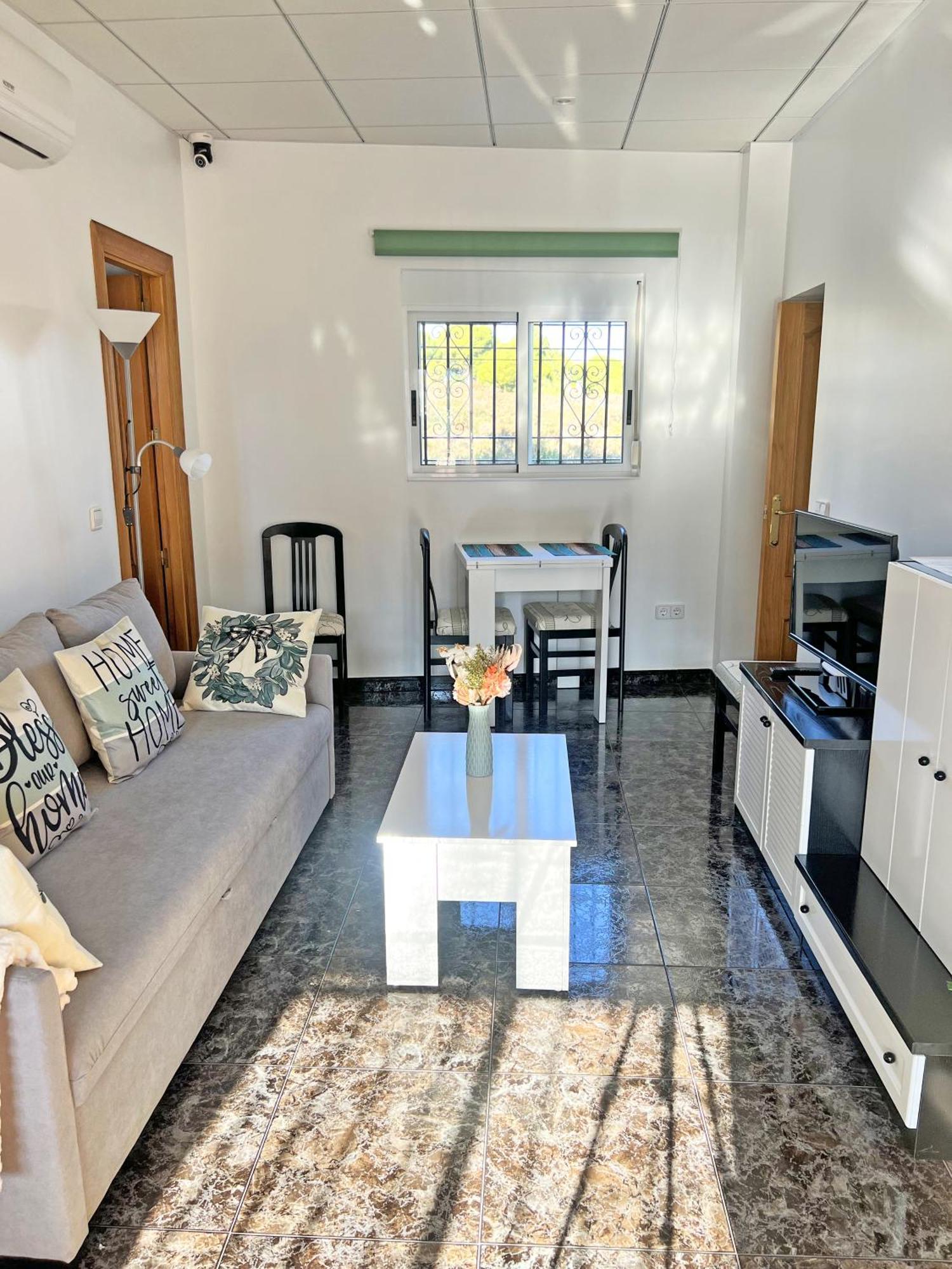 A 100 Metros De La Playa. Parking Gratuito Privado Apartman Alicante Kültér fotó